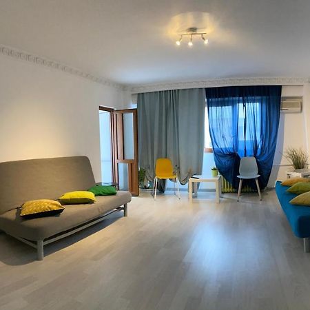 Green Apartment 41 Bukarest Exterior foto