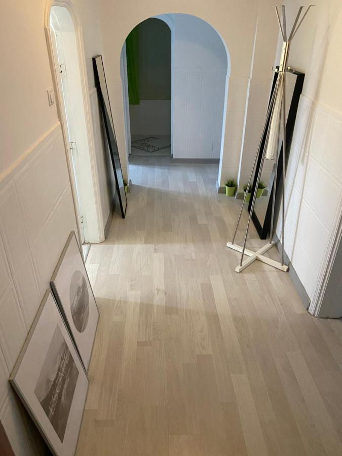 Green Apartment 41 Bukarest Exterior foto